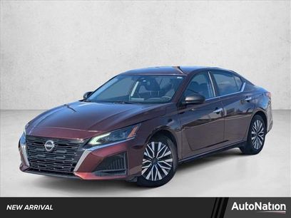 Used 2024 Nissan Altima 2.5 SV