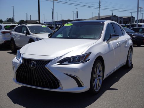 Used 2024 Lexus ES 350 w/ Premium Package FWD image 7