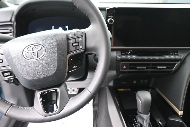 Used 2026 Toyota Camry XSE AWD/4WD image 22