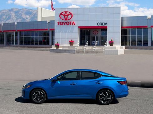 Used 2024 Nissan Sentra SV FWD image 6