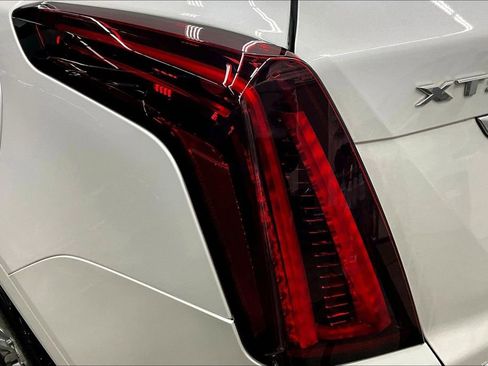 Certified 2023 Cadillac XT5 Premium Luxury w/ Technology Package AWD/4WD image 23
