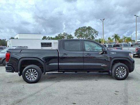 Used 2022 GMC Sierra 1500 AT4 image 8