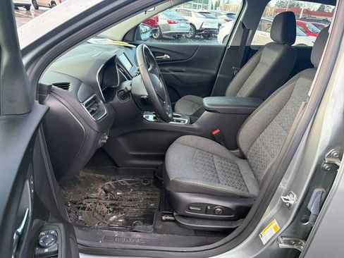Used 2024 Chevrolet Equinox LT w/ LPO, Floor Liner Package image 11
