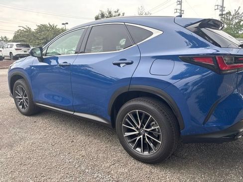 Used 2025 Lexus NX 250 FWD w/ Towing Package (2000 Lbs) image 3
