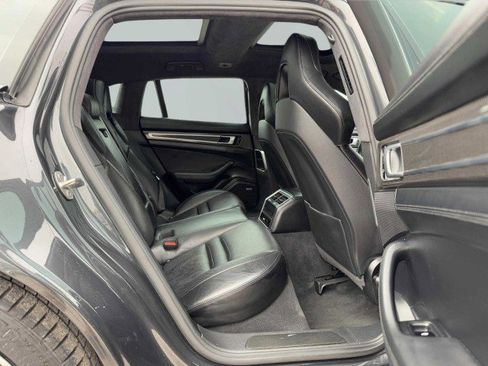 Used 2018 Porsche Panamera Turbo S image 42