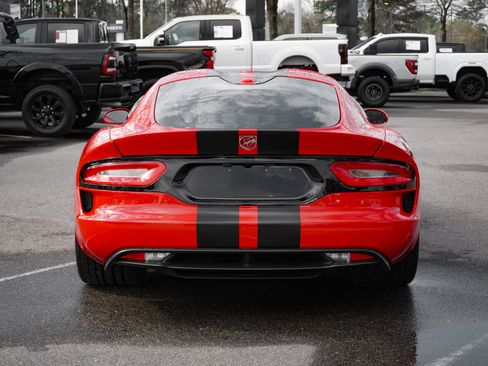 Used 2013 SRT Viper GTS w/ GTS Laguna Interior Pkg image 9