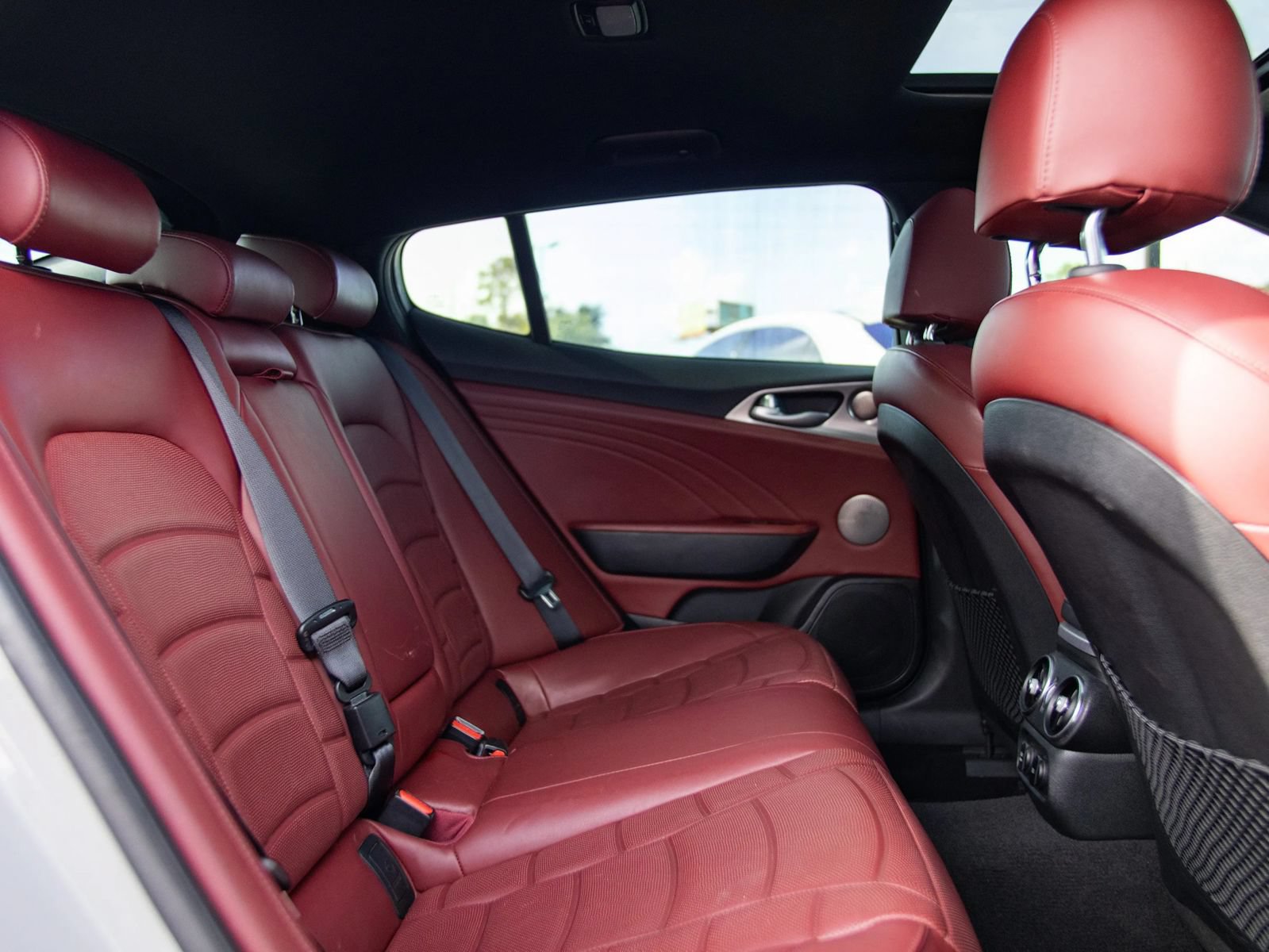Used 2022 Kia Stinger GT2 w/ Red Interior Color Package RWD image 29