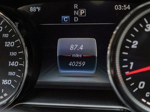 Used 2017 Mercedes-Benz E 300 image 20