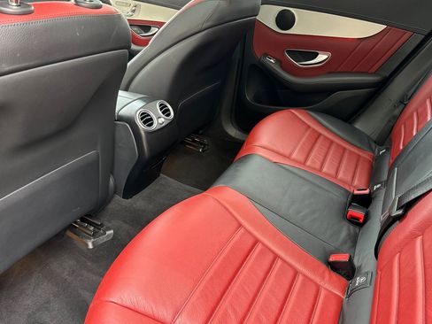 Used 2022 Mercedes-Benz GLC 43 AMG 4MATIC image 26