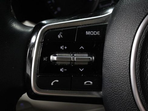 Used 2023 Kia Sorento S w/ Panoramic Sunroof Package AWD/4WD image 26