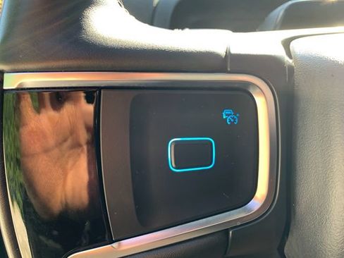 Used 2025 Ford Expedition Tremor AWD/4WD image 28