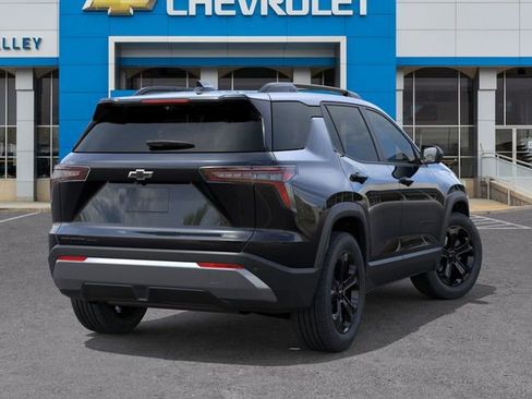 New 2026 Chevrolet Equinox LT image 4