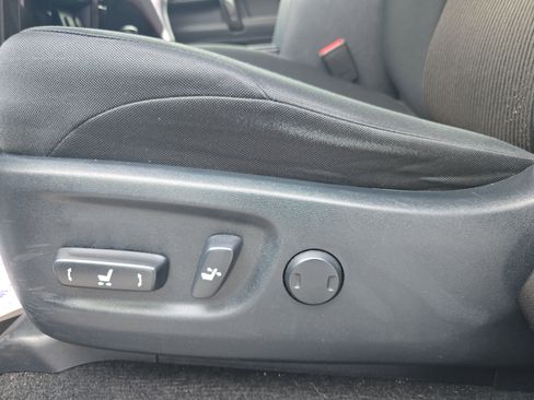 Used 2024 Toyota 4Runner TRD Off-Road image 13