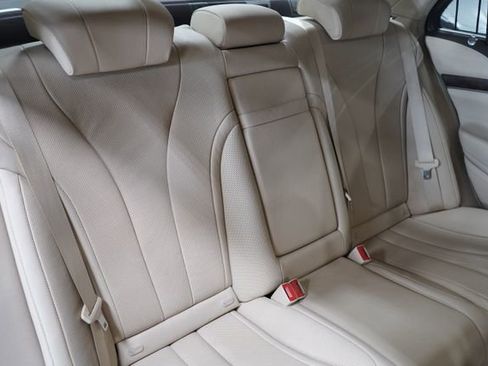 Used 2020 Mercedes-Benz S 450 Sedan image 21