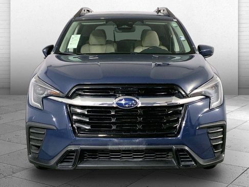 Used 2025 Subaru Ascent Premium AWD/4WD image 2