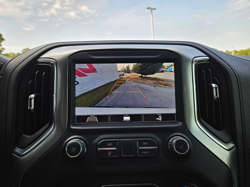 Used 2020 Chevrolet Silverado 1500 LTZ w/ LTZ Plus Package AWD/4WD image 32