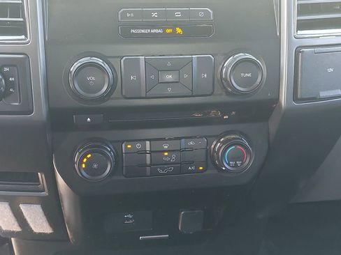 Used 2018 Ford F150 XLT AWD/4WD image 21
