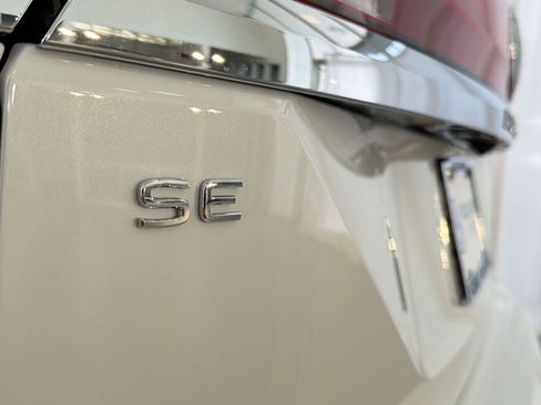 New 2026 Volkswagen Atlas SE image 35