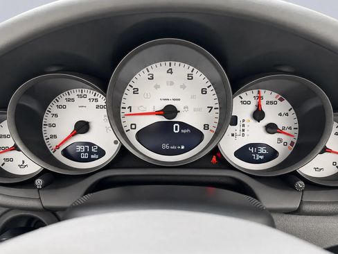 Used 2009 Porsche 911 Carrera S RWD image 25