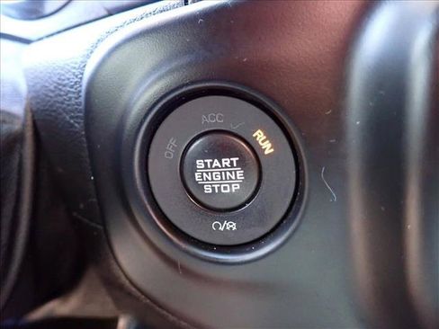 Used 2021 Jeep Wrangler Sport AWD/4WD image 18