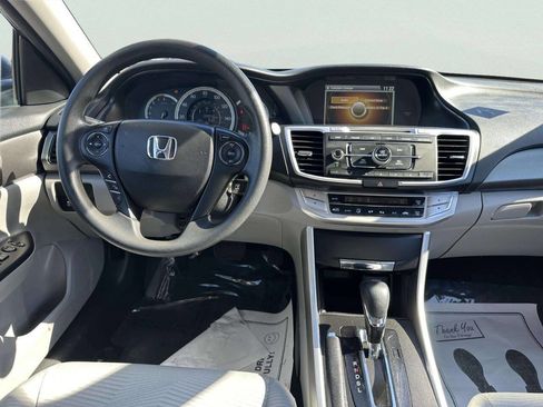 Used 2014 Honda Accord LX image 17