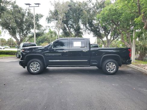 Certified 2024 Chevrolet Silverado 2500 High Country w/ Technology Package AWD/4WD image 2