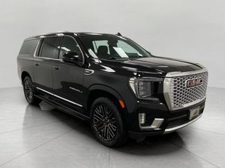 Used 2021 GMC Yukon XL Denali video 1