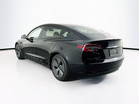 Used 2021 Tesla Model 3 Standard Range image 5