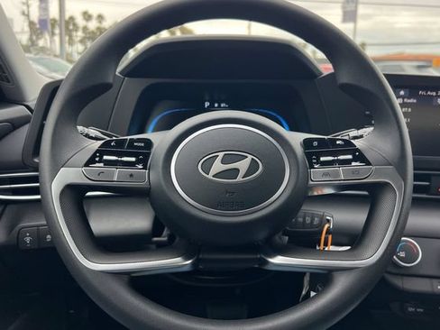 New 2026 Hyundai Elantra SE FWD image 20