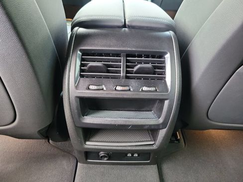 Used 2024 BMW X5 sDrive40i w/ M Sport Package RWD image 17