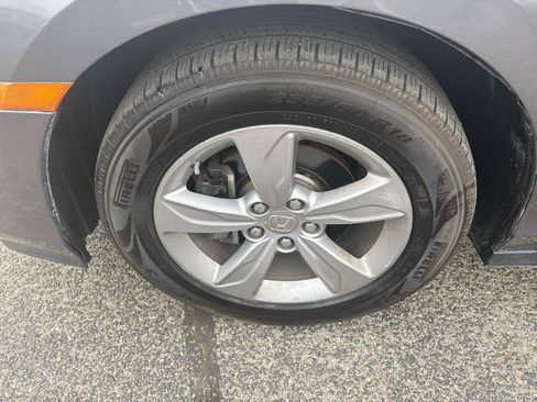 Used 2018 Honda Odyssey EX image 48