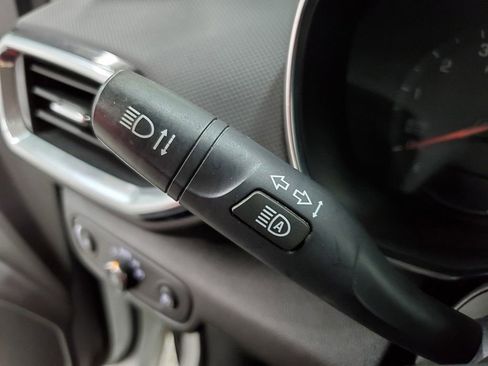 Used 2023 Chevrolet TrailBlazer LT w/ Convenience Package image 31