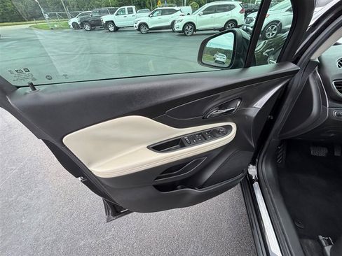 Used 2020 Buick Encore Preferred w/ Safety Package FWD image 13