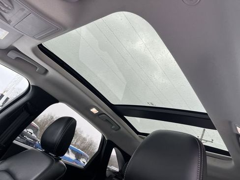 Used 2024 Ford Escape Platinum image 18