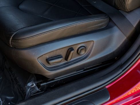 Used 2018 Toyota Camry XLE image 37