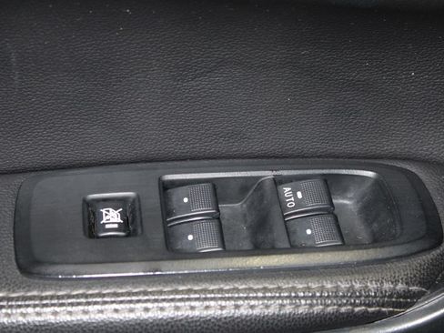 Used 2022 Ford Ranger Lariat w/ Equipment Group 501A High AWD/4WD image 6