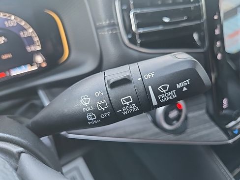 Used 2024 Jeep Wagoneer Series II image 45