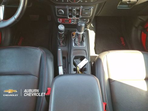 Used 2020 Jeep Gladiator Rubicon AWD/4WD image 12
