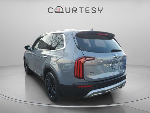 Certified 2020 Kia Telluride SX image 3