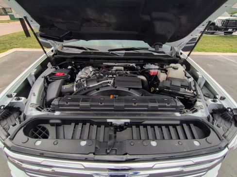 Used 2025 Chevrolet Silverado 2500 LTZ w/ LTZ Convenience Package image 27