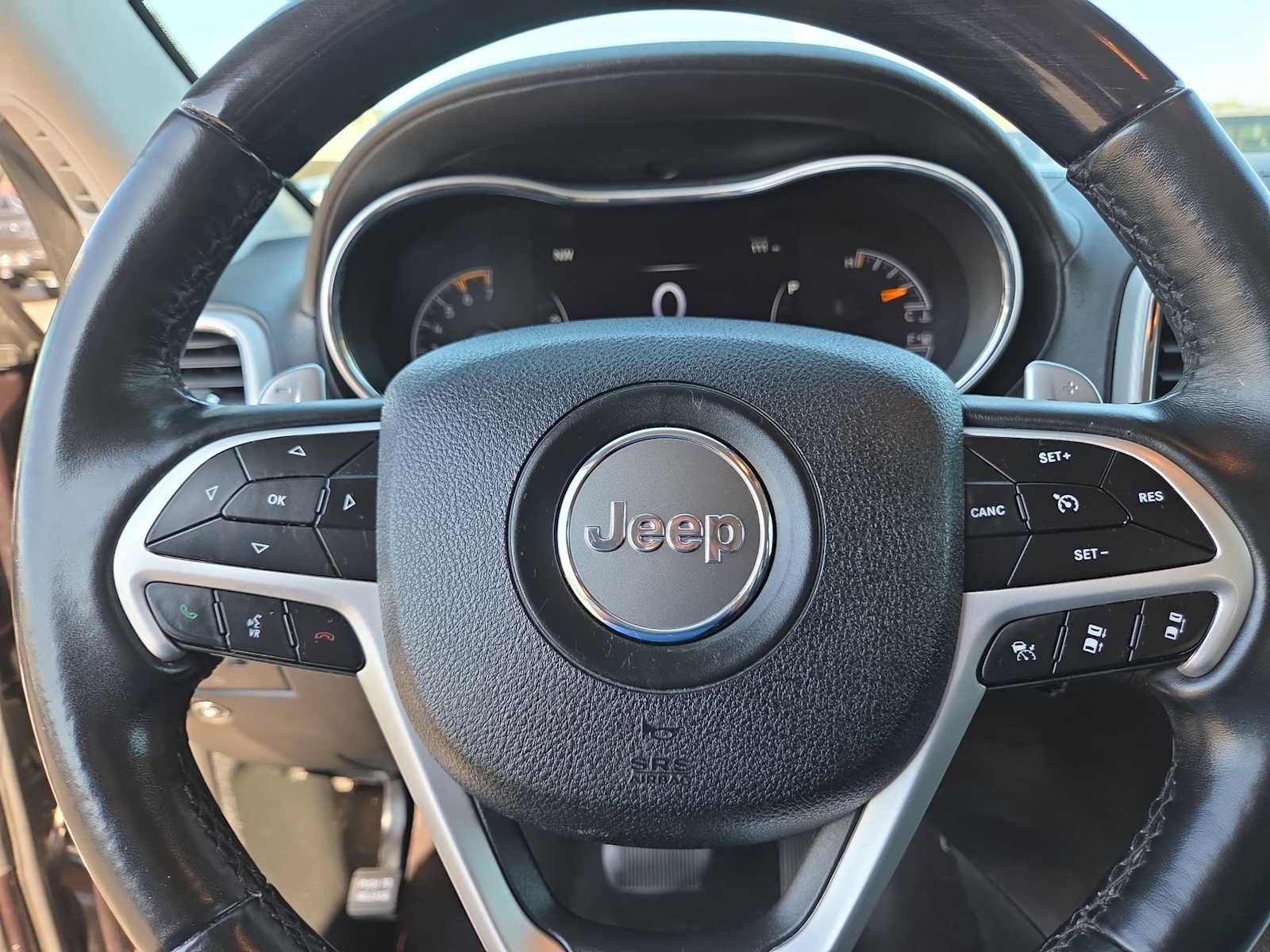 Used 2018 Jeep Grand Cherokee Summit w/ Platinum Series Group AWD/4WD image 23