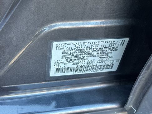 Used 2015 Nissan Sentra SV image 25