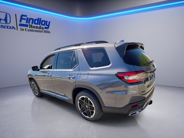New 2026 Honda Pilot Touring image 3