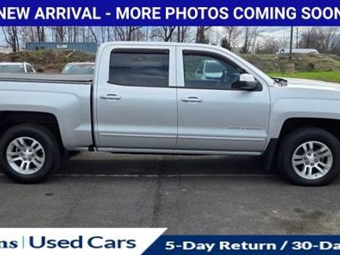 Used 2018 Chevrolet Silverado 1500 LT w/ All Star Edition image 11