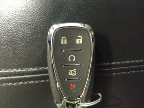 Used 2024 Chevrolet Malibu LT FWD image 32