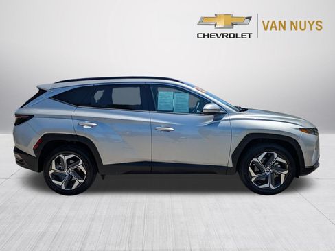 Used 2022 Hyundai Tucson Limited AWD/4WD image 4