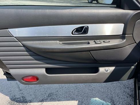 Used 2002 Ford Thunderbird RWD image 14