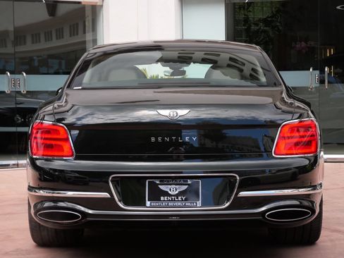 New 2026 Bentley Flying Spur Plug-In Hybrid AWD/4WD image 11