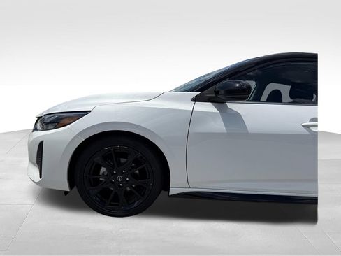 Used 2025 Nissan Sentra SV FWD image 24