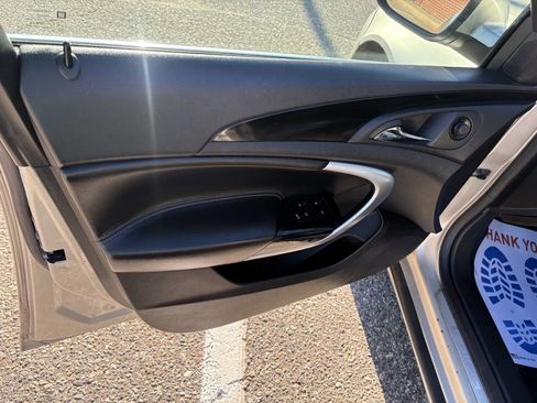 Used 2013 Buick Regal Premium image 24